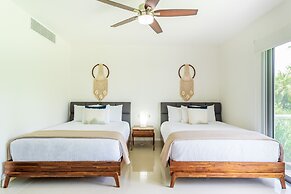Mareazul Beach Condos Playa Del Carmen