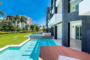 Mareazul Beach Condos Playa Del Carmen
