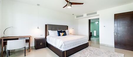 Mareazul Beach Condos Playa Del Carmen