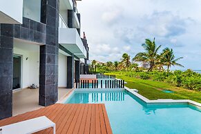 Mareazul Beach Condos Playa Del Carmen