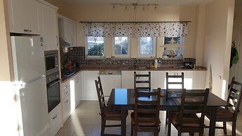 Holiday Villa in Kizkalesi Mersin, 100 m From sea