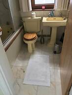 Room-orchard Manor, Fore Street Probus,