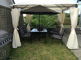 Room-orchard Manor, Fore Street Probus,