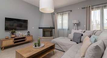 Nimar Luxury Villa - Private Swimming Pool