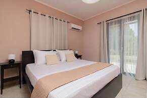 Nimar Luxury Villa - Private Swimming Pool