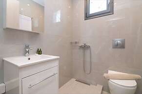 Nimar Luxury Villa - Private Swimming Pool