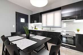 Nimar Luxury Villa - Private Swimming Pool