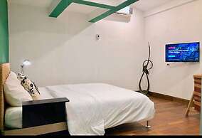 Fabulous Ground Floor Studio Dasiri Downtown Residence