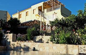 Small Village, 2 Houses Together for 2 Families