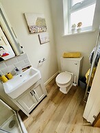 The Art Attic a Stylish Boutique Apartment