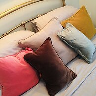 The Art Attic a Stylish Boutique Apartment