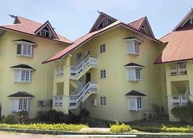 Lulu Bell Mystic Ridge, 73 Apartment