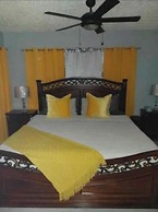 Lulu Bell Mystic Ridge, 73 Apartment