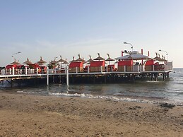 Big Apartment by the sea in Durres