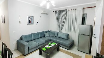 Big Apartment by the sea in Durres