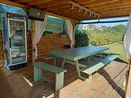 Nice Apartment With Swimming Pool