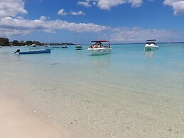 Residence Devika2 Trou aux Biches 1km From the Residence no1