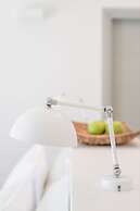 Luxury Villa With Pool And Sea View..!