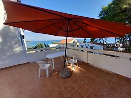 Apartment 2 Near the sea