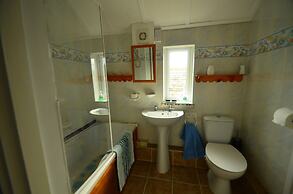 Crowsnest - Overlooking Trebarwith Strand