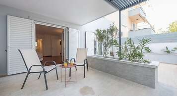 Adelos Villa With Sauna and Rooftop Garden In Elliniko