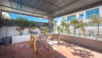 Adelos Villa With Sauna and Rooftop Garden In Elliniko