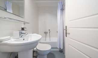 Adelos Villa With Sauna and Rooftop Garden In Elliniko