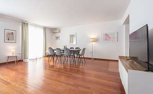 Adelos Villa With Sauna and Rooftop Garden In Elliniko