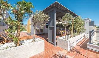 Adelos Villa With Sauna and Rooftop Garden In Elliniko