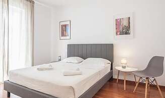 Adelos Villa With Sauna and Rooftop Garden In Elliniko