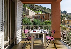 Sissy e Sammy 200 mt From Sea