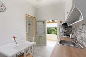 Cottage in the Nature by Konnect, Agios Markos