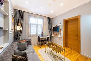 King Suits Hotel