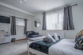 Tucking Mill - 3 Bedroom - Stepaside