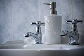 Tucking Mill - 3 Bedroom - Stepaside