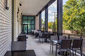 Cambria Hotel New Haven University Area