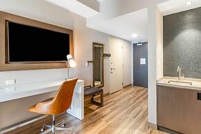 Cambria Hotel New Haven University Area