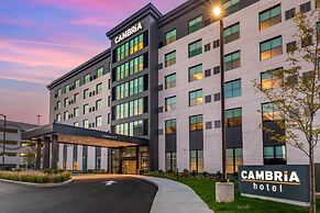 Cambria Hotel New Haven University Area