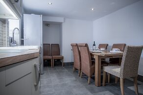 West Jordanston Cottage - St Florence