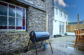 West Jordanston Cottage - St Florence