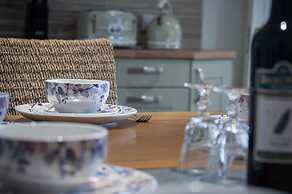 West Jordanston Cottage - St Florence