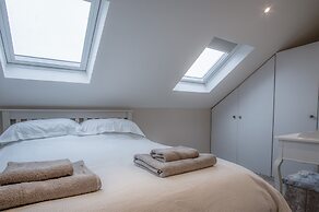 West Jordanston Cottage - St Florence