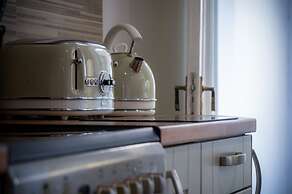 West Jordanston Cottage - St Florence