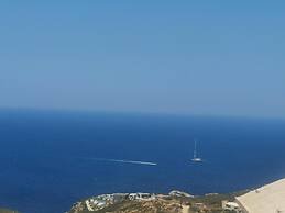 Villa With 180 Degree Sea View - Sleeps 2-6