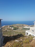 Cretan Home Experience - Sleeps 6 - Sea View