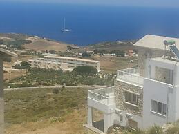 Villa With 180 Degree Sea View - Sleeps 2-6