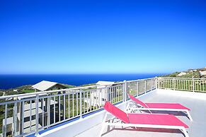 Villa With 180 Degree Sea View - Sleeps 2-6
