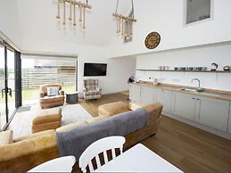 Starling Lodge