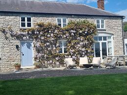 Ystrad Bach