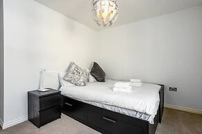 Comfy 2 Bedroom Apartment Near Edinburgh City Centre